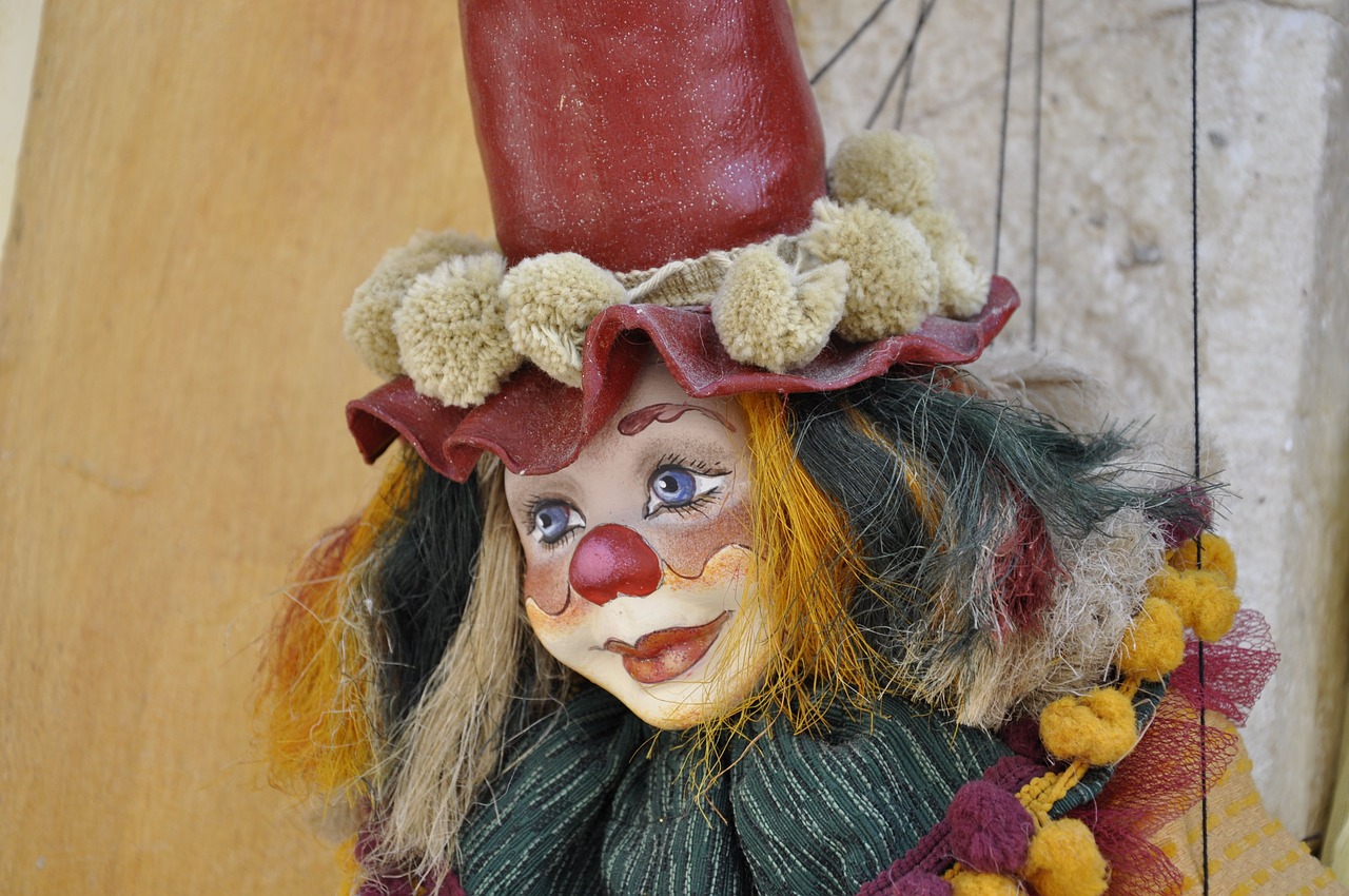 puppet, clown, multicoloured-653813.jpg