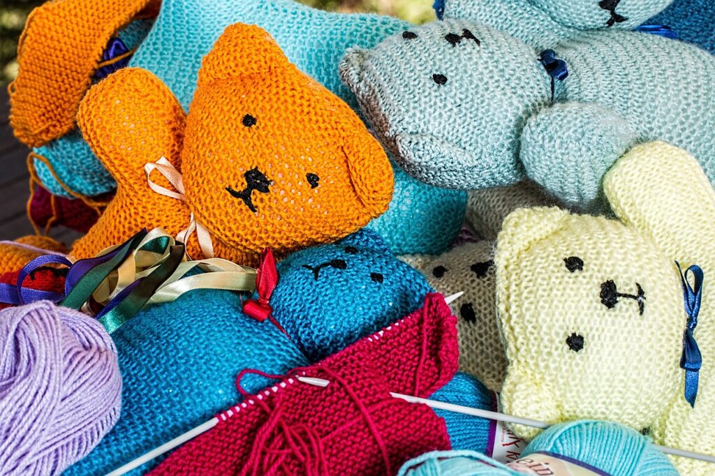 knitting, handwork, hobby-1614283.jpg